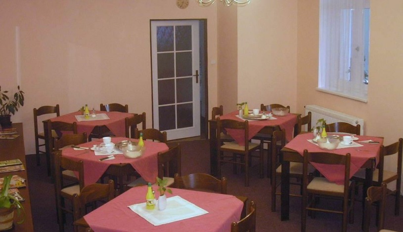 Aaron pension *** Praha