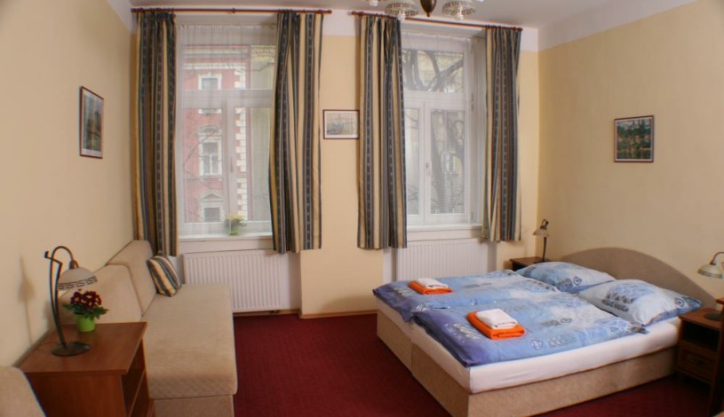 Aaron pension *** Praha
