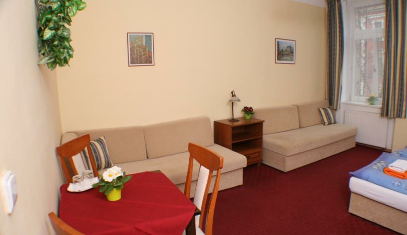 Aaron pension *** Praha - Vierbettzimmer