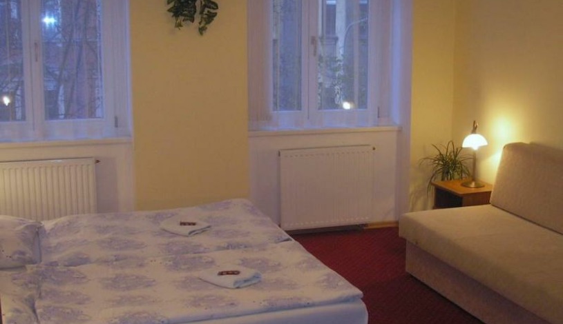 Aaron pension *** Praha