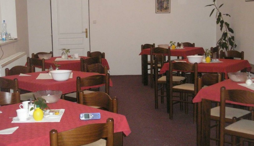 Aaron pension *** Praha