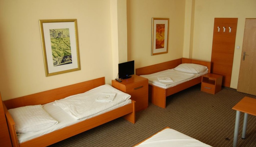 AKÁT Pension & Apartments Praha - Vierbettzimmer