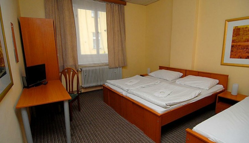 AKÁT Pension & Apartments Praha - KR, Dreibettzimmer