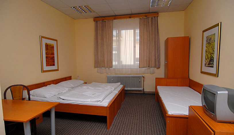 AKÁT Pension & Apartments Praha - Dreibettzimmer