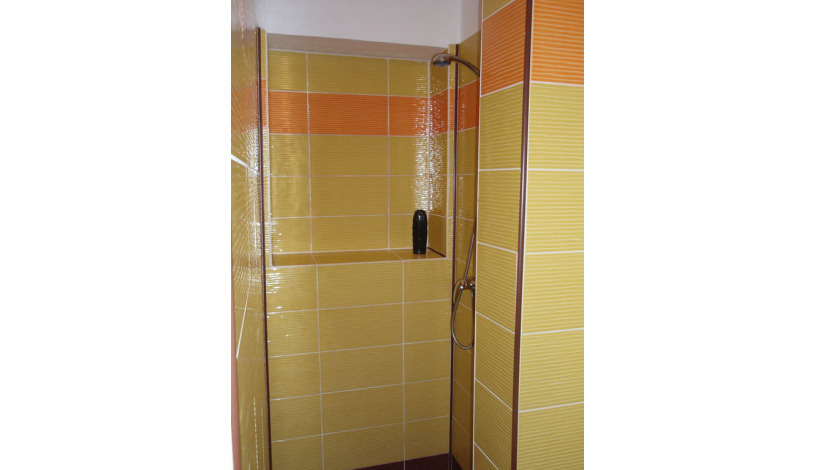 Oáza Resort I. Praha - Pokój 4-osobowy z własną łazienką