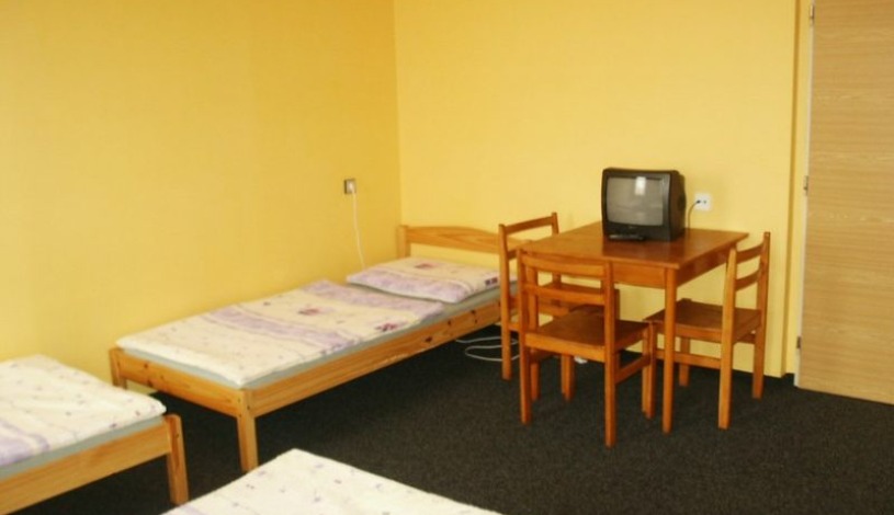 Oáza Resort I. Praha - Pokój 4-osobowy ze wspólną łazienką