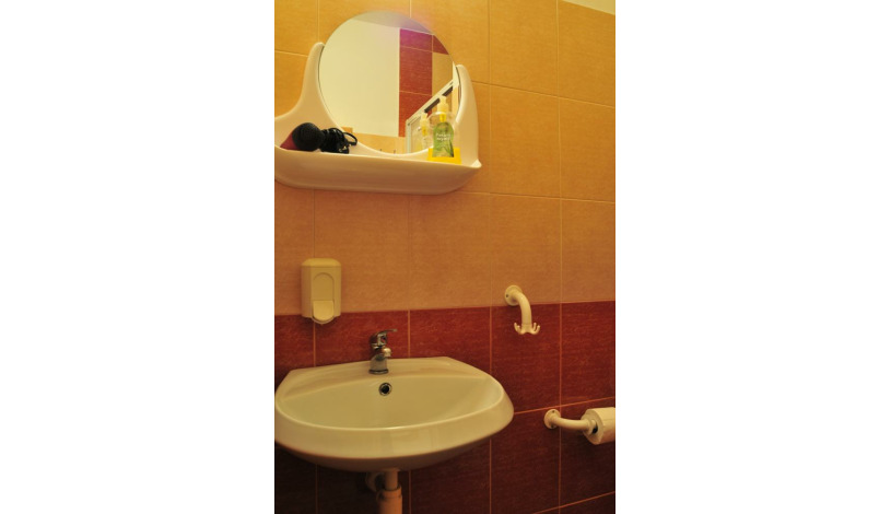 Oáza Resort I. Praha - Pokój 3-osobowy z własną łazienką, Pokój 4-osobowy z własną łazienką