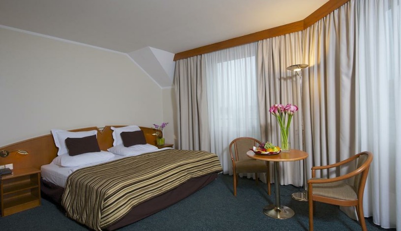 Hotel Plaza Alta Praha