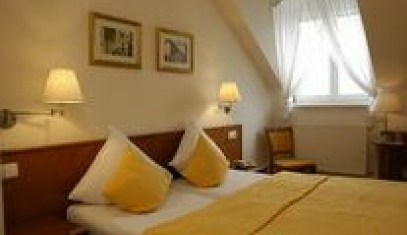 HOTEL ANDĚL Praha - Pokoj pro 1 osobu, Pokoj pro 3 osoby