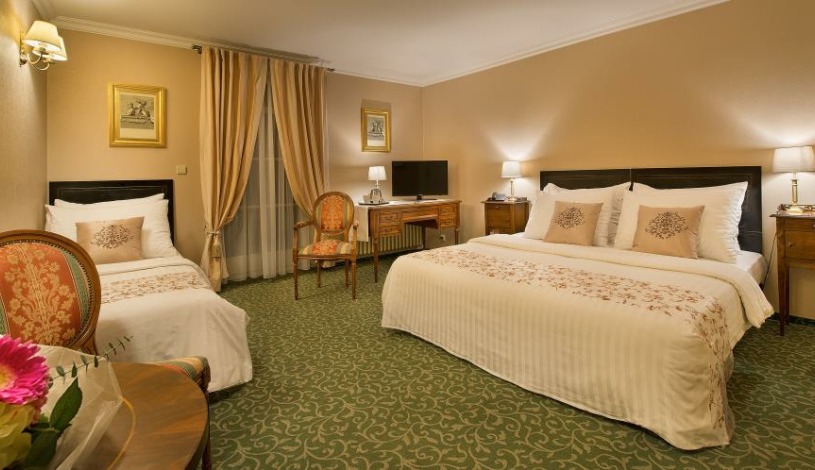 Hotel Angelis Praha - Трехместный номер