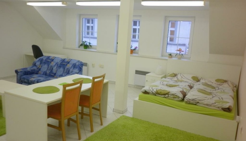 Apartmány V Centru U Zámečku Sokolov