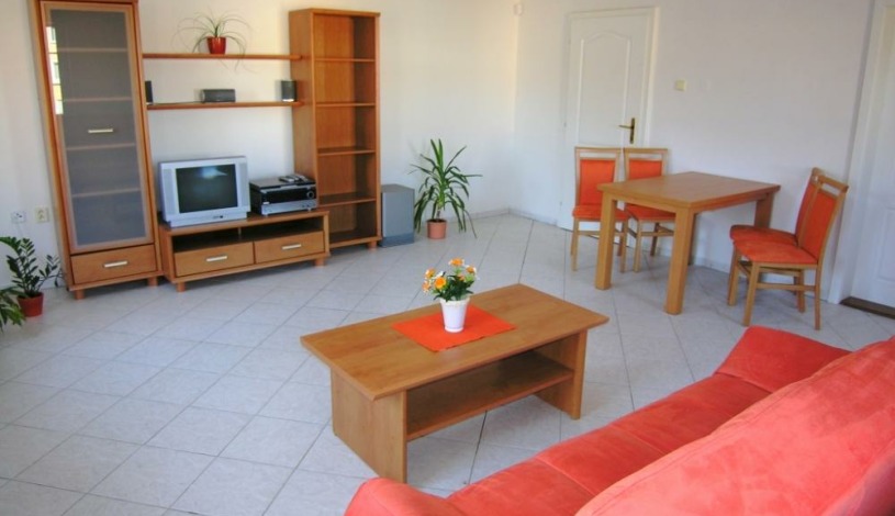 Apartmány V Centru U Zámečku Sokolov - Apartmán pro 2-5 osob