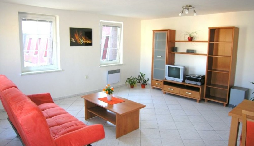 Apartmány V Centru U Zámečku Sokolov - Apartmán pro 2-5 osob