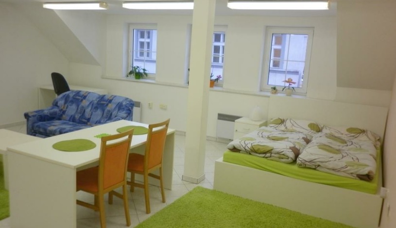 Apartmány V Centru U Zámečku Sokolov - Apartmán pro 1-3 osoby