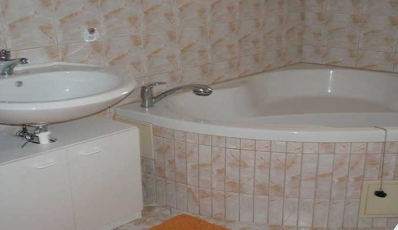 Apartmány Pension Hartaclub Vrchlabí - Dvolůžkový, Třílůžkový, Jednolůžkový