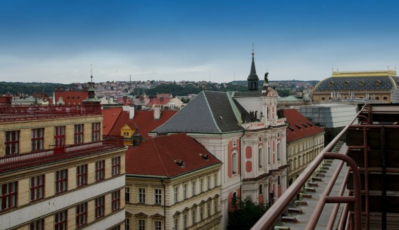 Apartment Kaiser, Národní třída 17 Praha - Apartman 6. patro se 3 ložnicemi a balkonem
