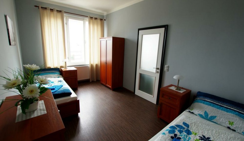 Apartment Kaiser, Národní třída 17 Praha - Apartman 6. patro se 3 ložnicemi a balkonem