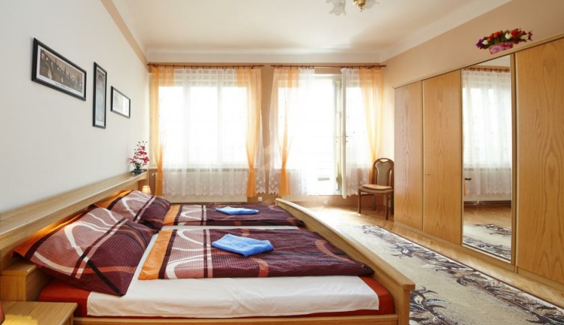 Apartment Kaiser, Národní třída 17 Praha - Apartman 6. patro s balkonem
