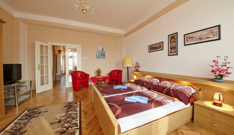 Apartment Kaiser, Národní třída 17 Praha - Apartman 6. patro s balkonem