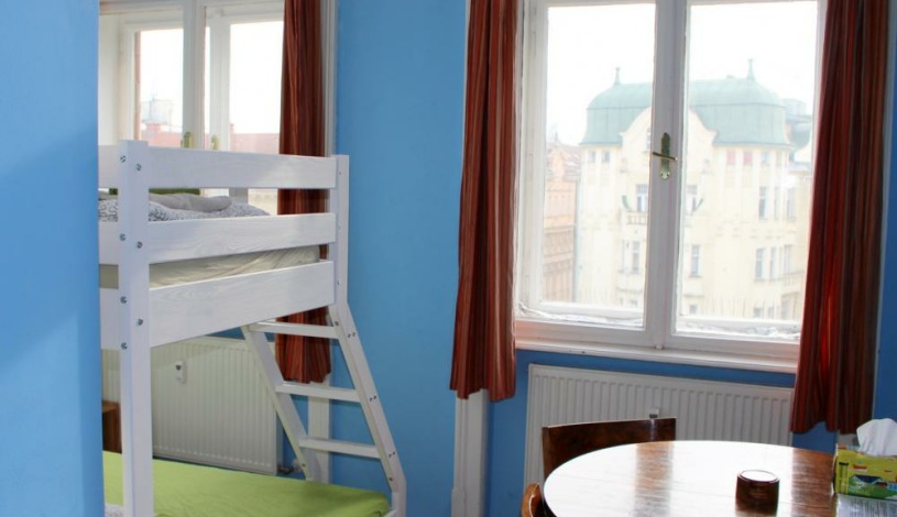Jacob Brno - Čtyřlůžkový pokoj se sdílenou koupelnou