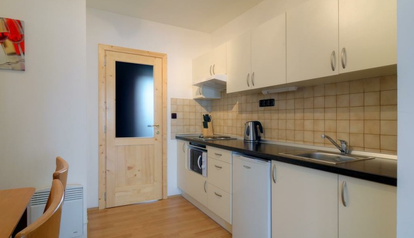Apartments Praha 6, s.r.o.