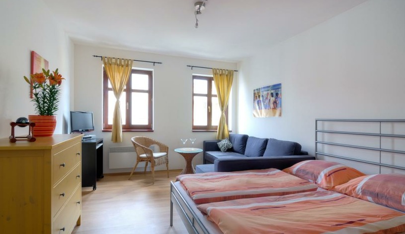 Apartments Praha 6, s.r.o.