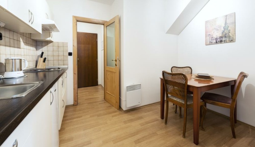 Apartments Praha 6, s.r.o.