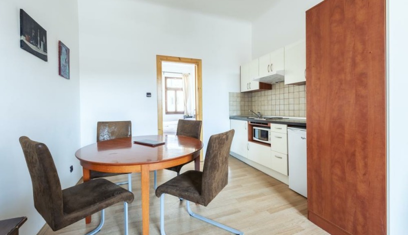 Apartments Praha 6, s.r.o.