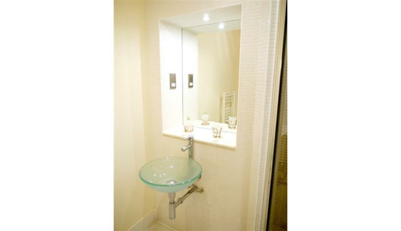 Apartment Archie St London
