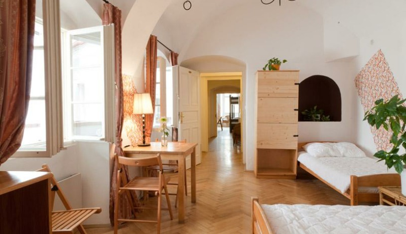 Arpacay Backpackers Hostel Praha - Bed in 6-Bed Mixed Dormitory