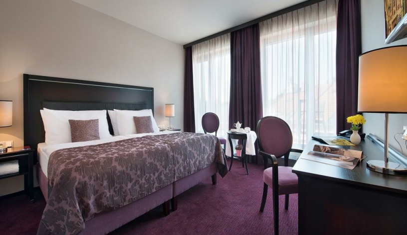 Art Hotel Embassy Praha - Double room, Junior Suite
