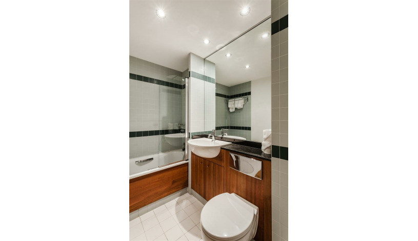 Apartment Asgard Rd Dublin - Apt 48226