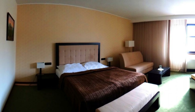 Hotel Astory Plzeň - Standardní pokoj s dvojlůžkem s vanou, Apartmá Junior, Apartmá Business, Dvoulůžkový pokoj Comfort - s vanou