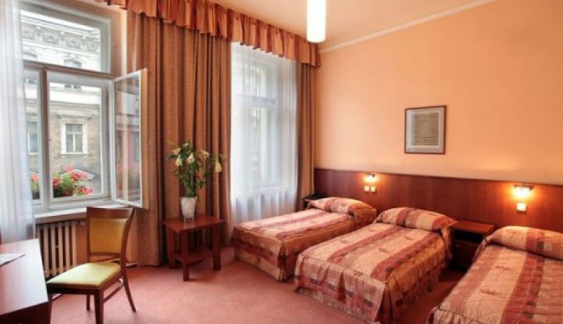 Atlantic Hotel Praha - Pokoj pro 3 osoby