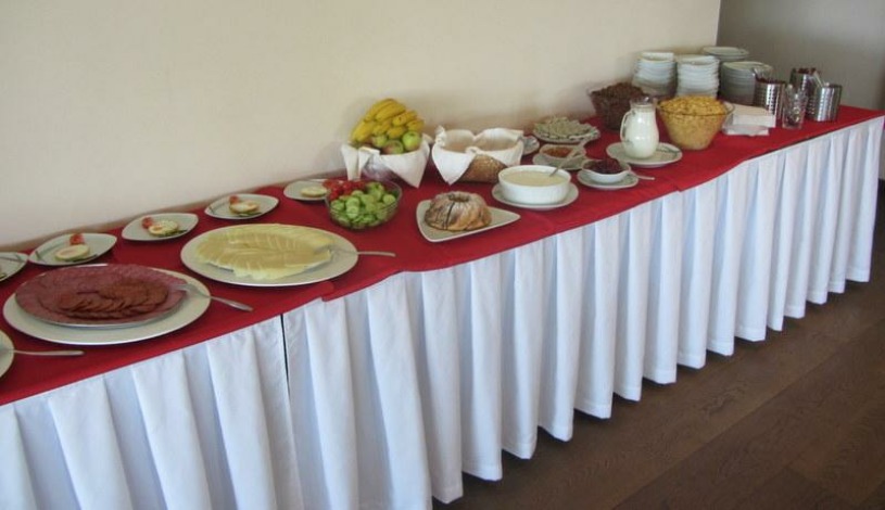 HOTEL AURA PRAHA design & garden wellness pool Praha