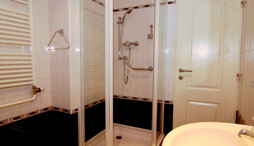 HOTEL AURA PRAHA design & garden wellness pool Praha