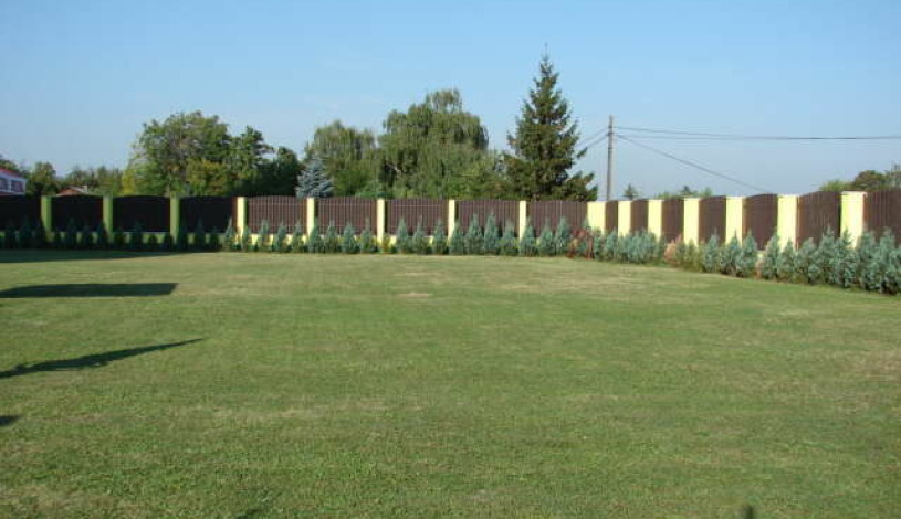 HOTEL AURA PRAHA design & garden wellness pool Praha