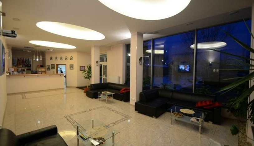 HOTEL AURA PRAHA design & garden wellness pool Praha