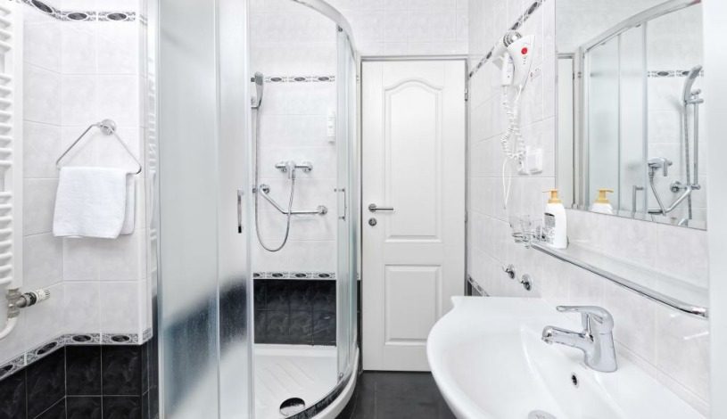 HOTEL AURA PRAHA design & garden wellness pool Praha