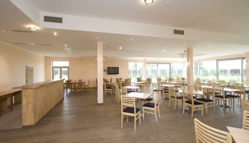 HOTEL AURA PRAHA design & garden wellness pool Praha