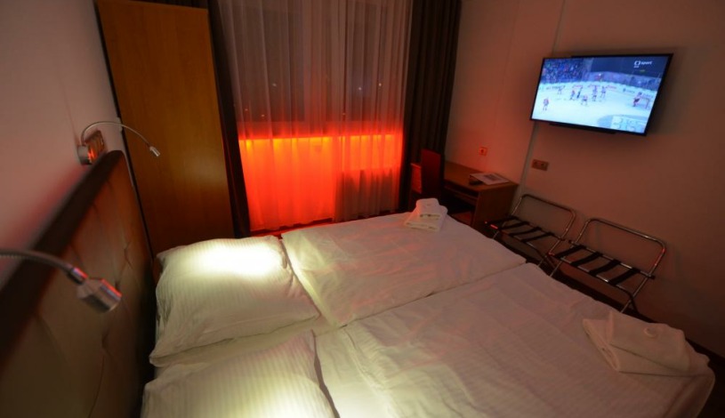 HOTEL AURA PRAHA design & garden wellness pool Praha - Pokój 2-osobowy, Pokój 3-osobowy, Pokój 4-osobowy, Pokój 1-osobowy