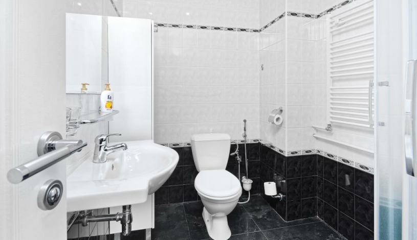 HOTEL AURA PRAHA design & garden wellness pool Praha