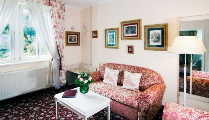 KARLSBAD GRANDE MADONNA (Aura Palace) Karlovy Vary - Apartmán