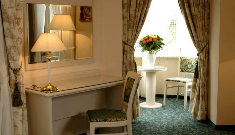 KARLSBAD GRANDE MADONNA (Aura Palace) Karlovy Vary - Apartmán