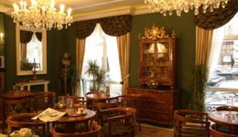 KARLSBAD GRANDE MADONNA (Aura Palace) Karlovy Vary