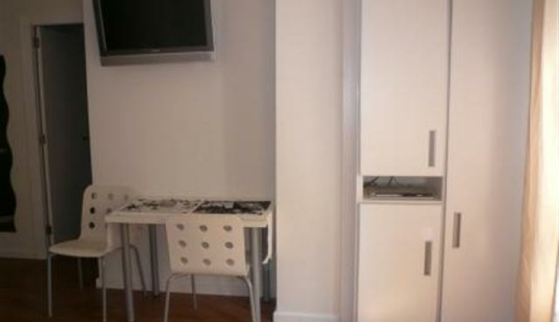 Apartment Av de Peris i Valero Valencia - Apt 18100