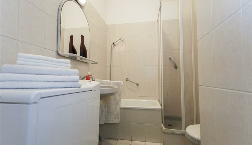 Apartment Balaton utca Budapest - Apt 38246