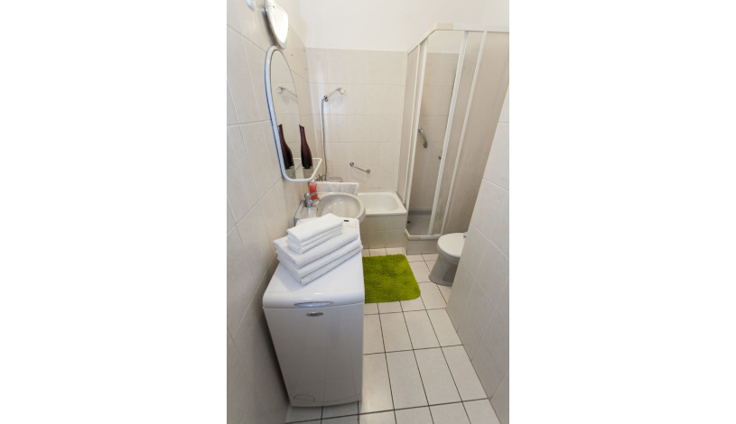 Apartment Balaton utca Budapest - Apt 38246