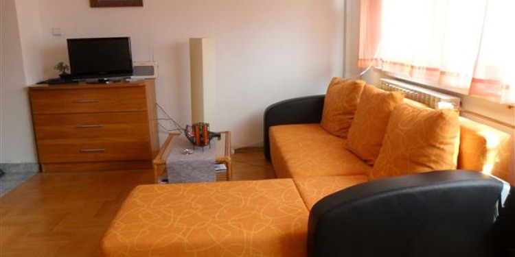 1-bedroom Zagreb with kitchen for 3 persons
