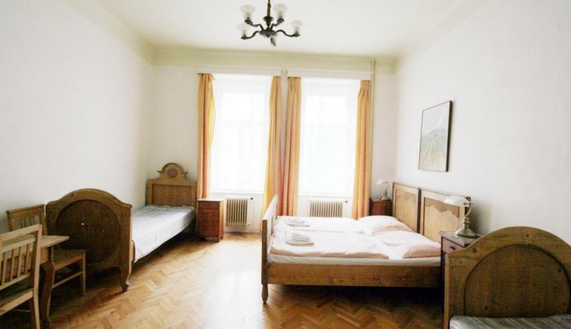 Residence Královský vinohrad Praha - Четыре местная комната